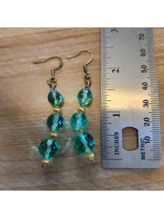 2/$10 SALE Vintage Dangle Earrings - Picture 3 of 5